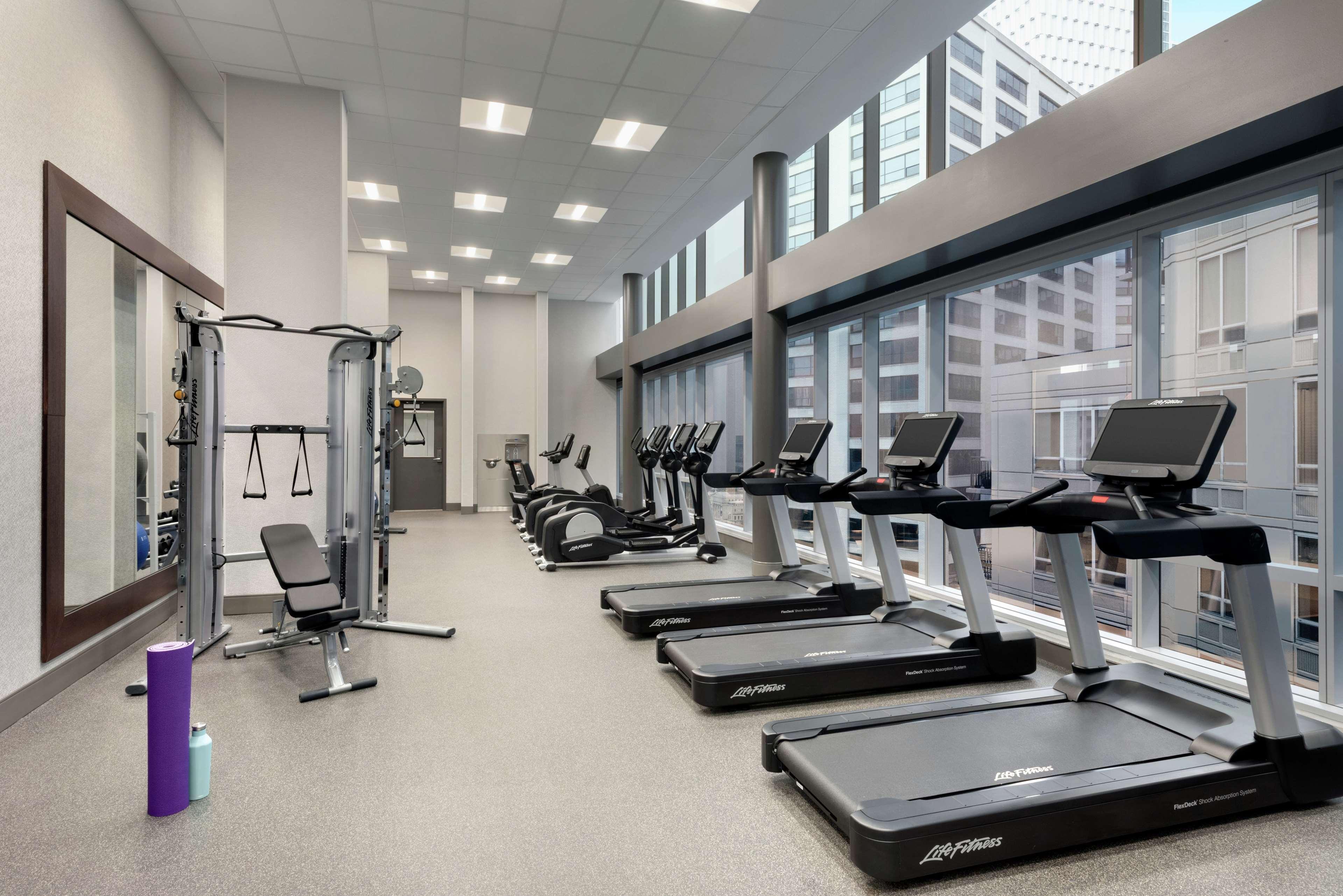 Hilton Garden Inn Chicago Downtown South Loop מראה חיצוני תמונה